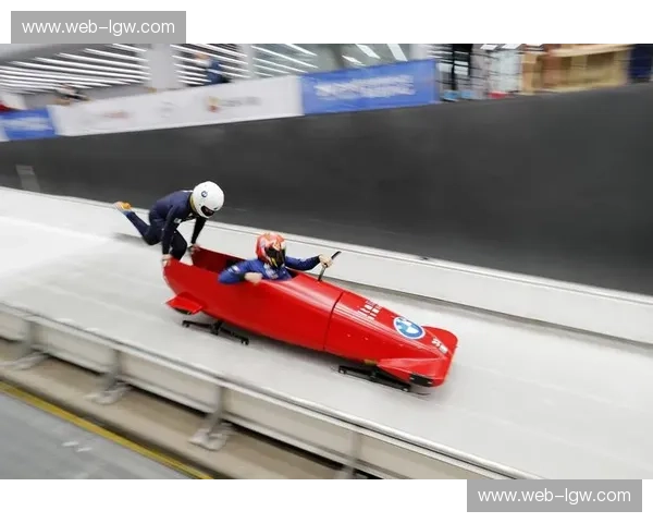 冬奥赛场东道主意大利队表现评估 主场压力与状态起伏呈正相关